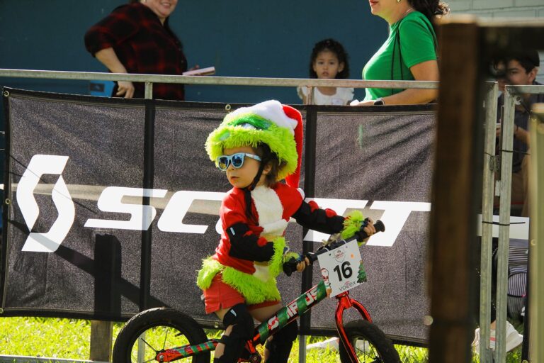 JUNIOR WHEELS – Christmas Edition